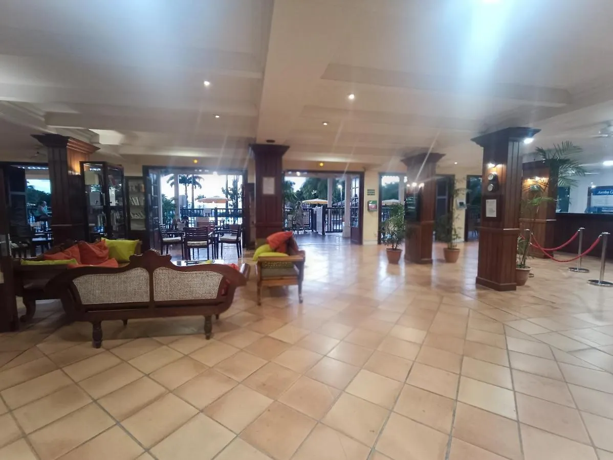 *** Hotel Appartement Madinina 6 Personnes Vue Sur Mer Dans Village Vacances Sainte-Luce Martinique