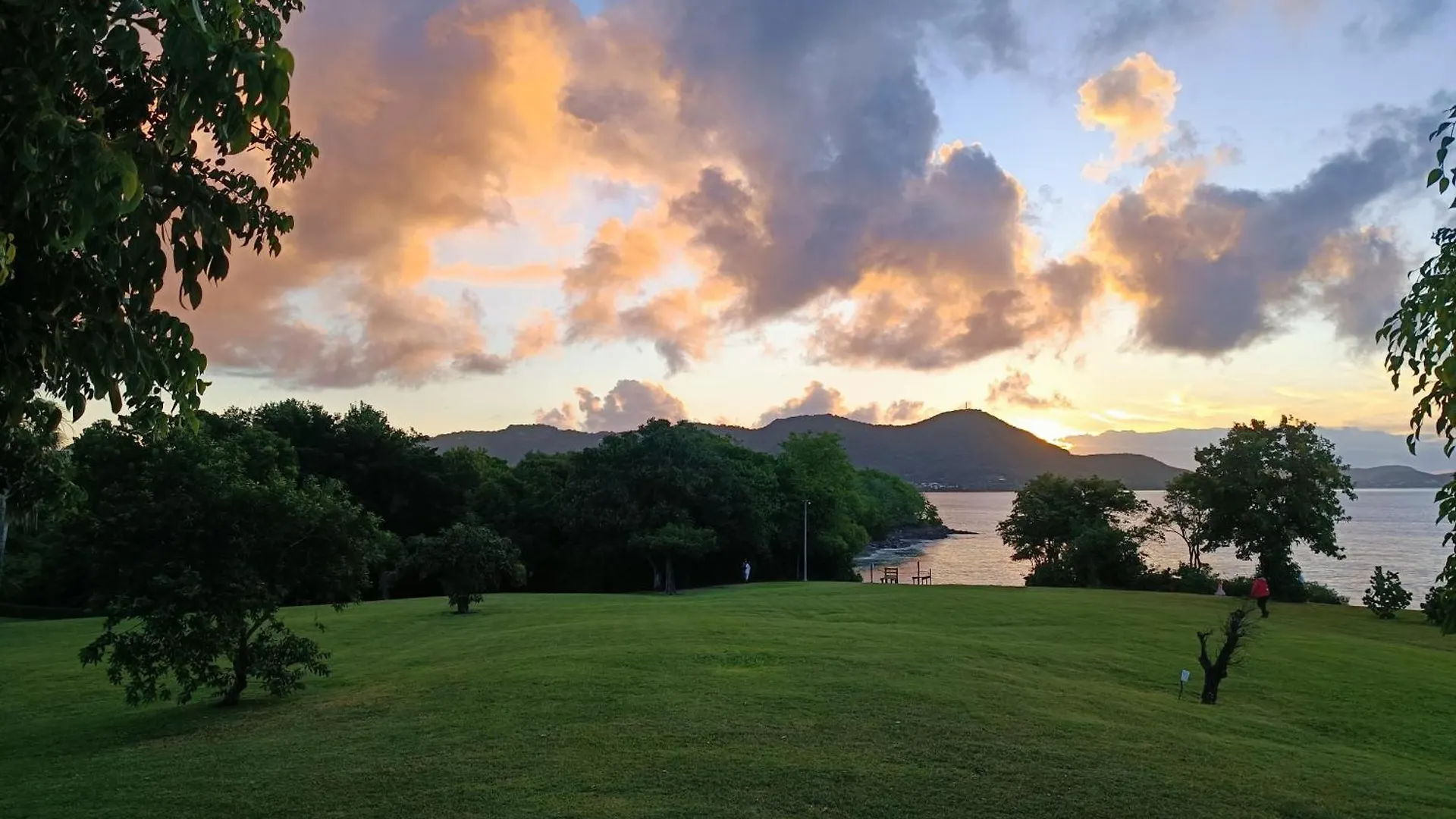 *** Hotel Appartement Madinina 6 Personnes Vue Sur Mer Dans Village Vacances Sainte-Luce Martinique