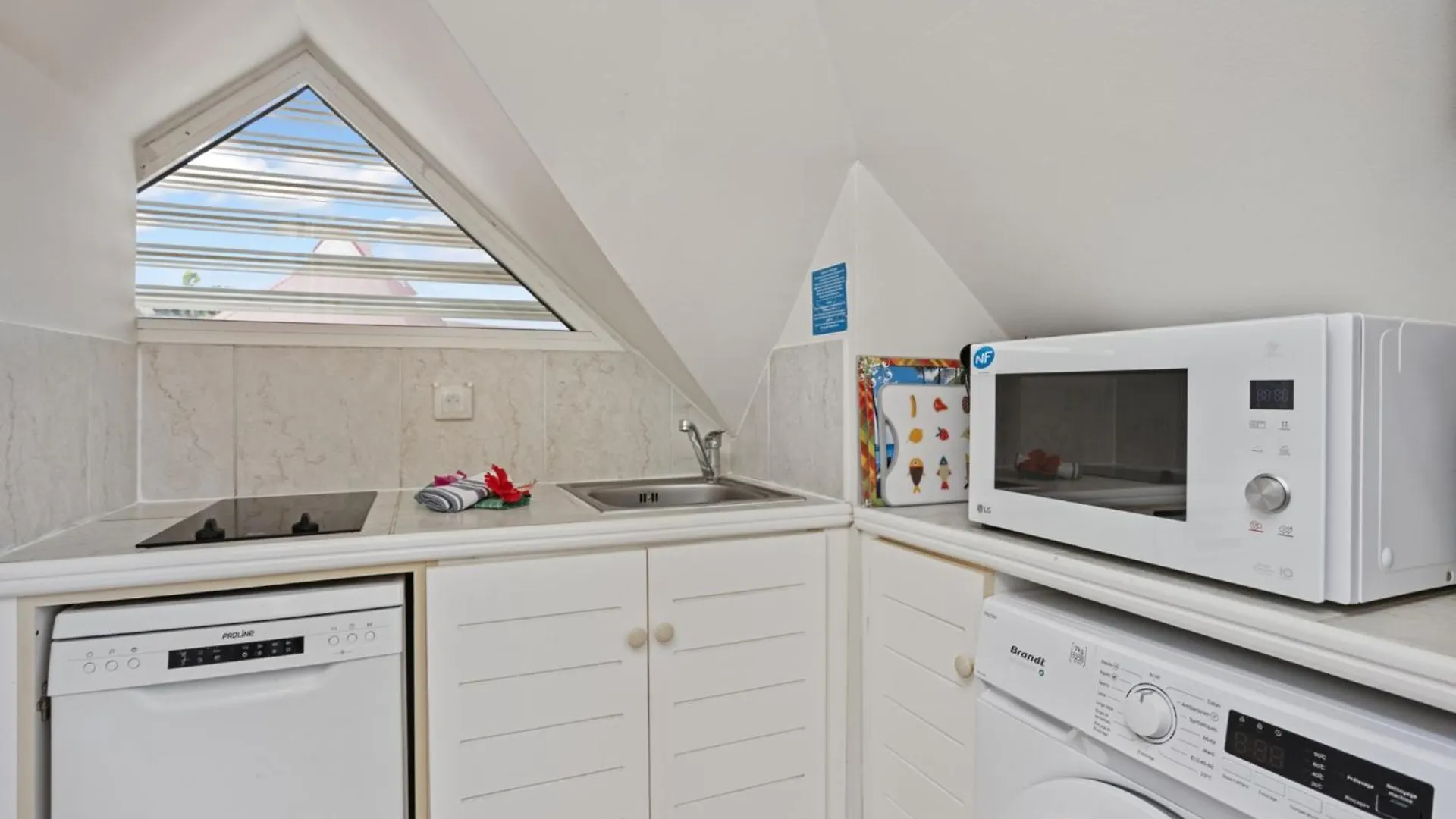 *** Hotel Appartement Madinina 6 Personnes Vue Sur Mer Dans Village Vacances Sainte-Luce Martinique
