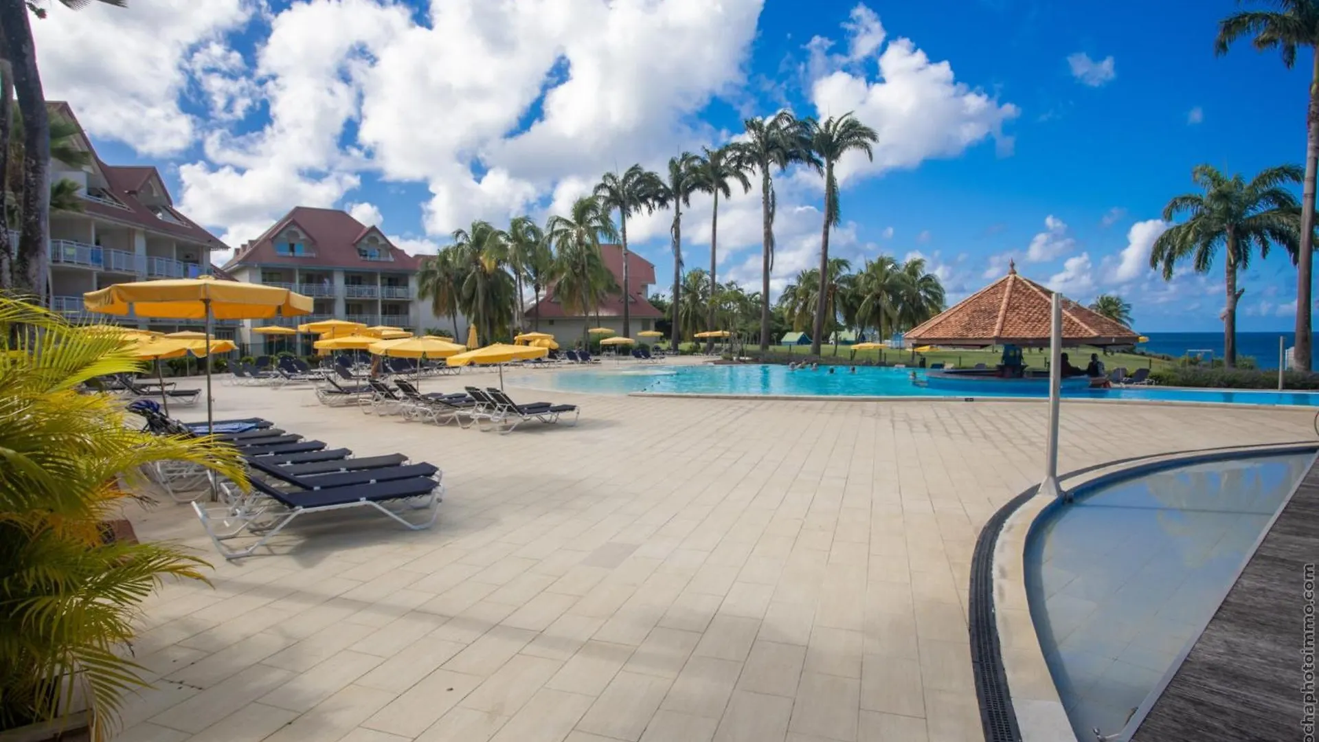 Hotel Appartement Madinina 6 Personnes Vue Sur Mer Dans Village Vacances Sainte-Luce