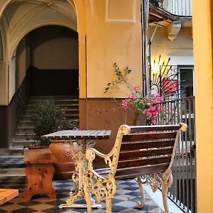 Cortile Stesicoro 3* Catane